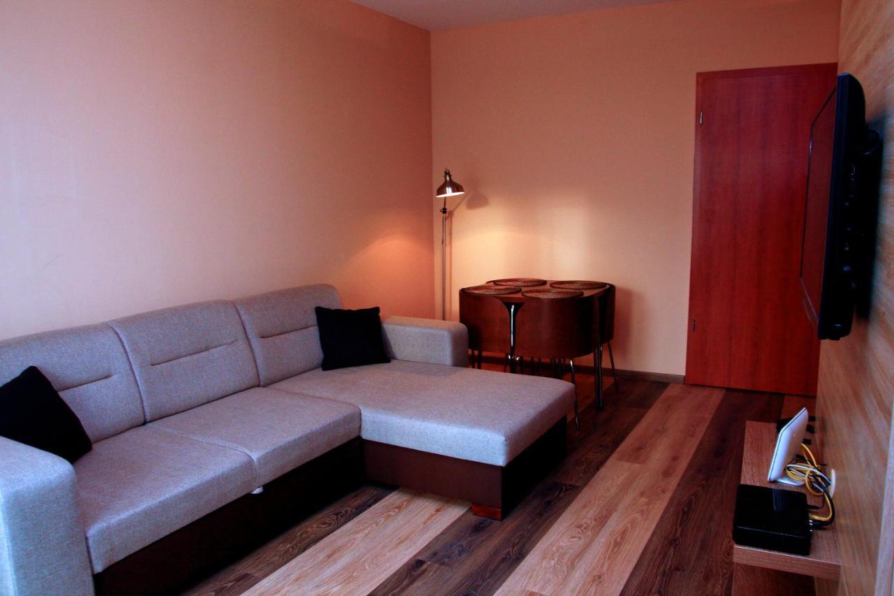 Club 218 Wellness Luxus Apartman Siofok Ngoại thất bức ảnh