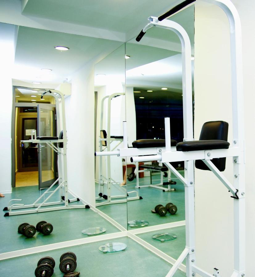 Club 218 Wellness Luxus Apartman Siofok Ngoại thất bức ảnh